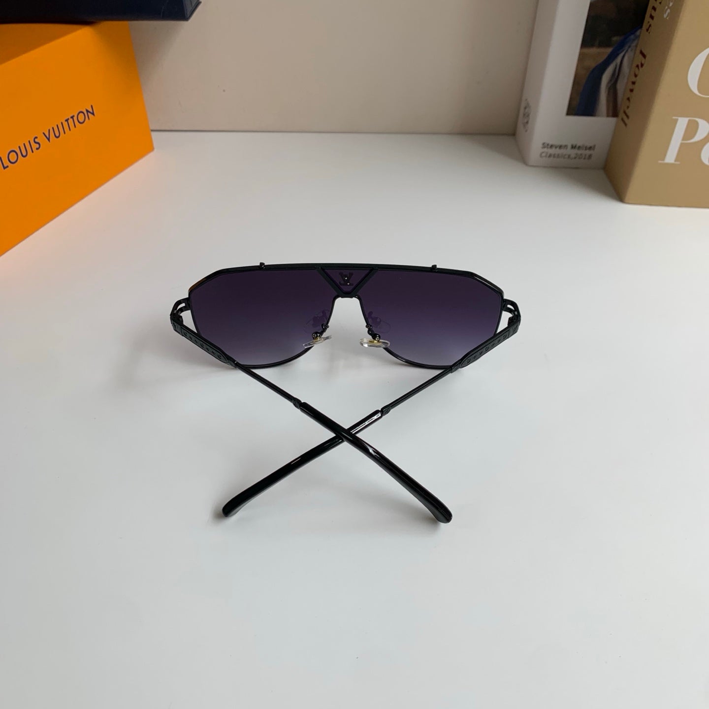Louis Vuitton Metal Square Silver Lens Sunglasses for Men & Women - 414880 - detail image 8