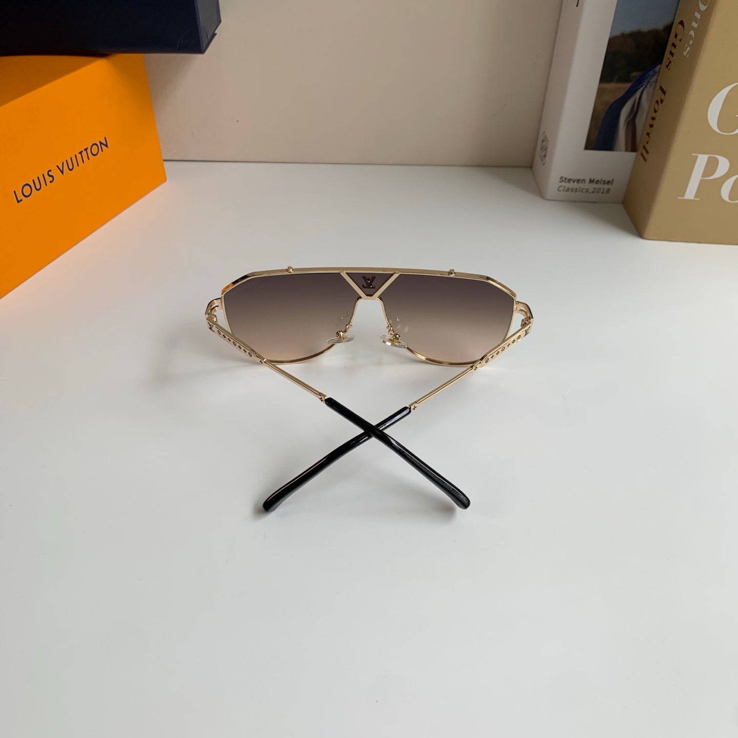 Louis Vuitton Metal Square Silver Lens Sunglasses for Men & Women - 414881 - detail image 9