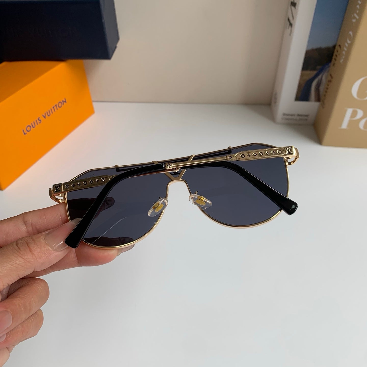 Louis Vuitton Metal Square Silver Lens Sunglasses for Men & Women - 414882 - detail image 7