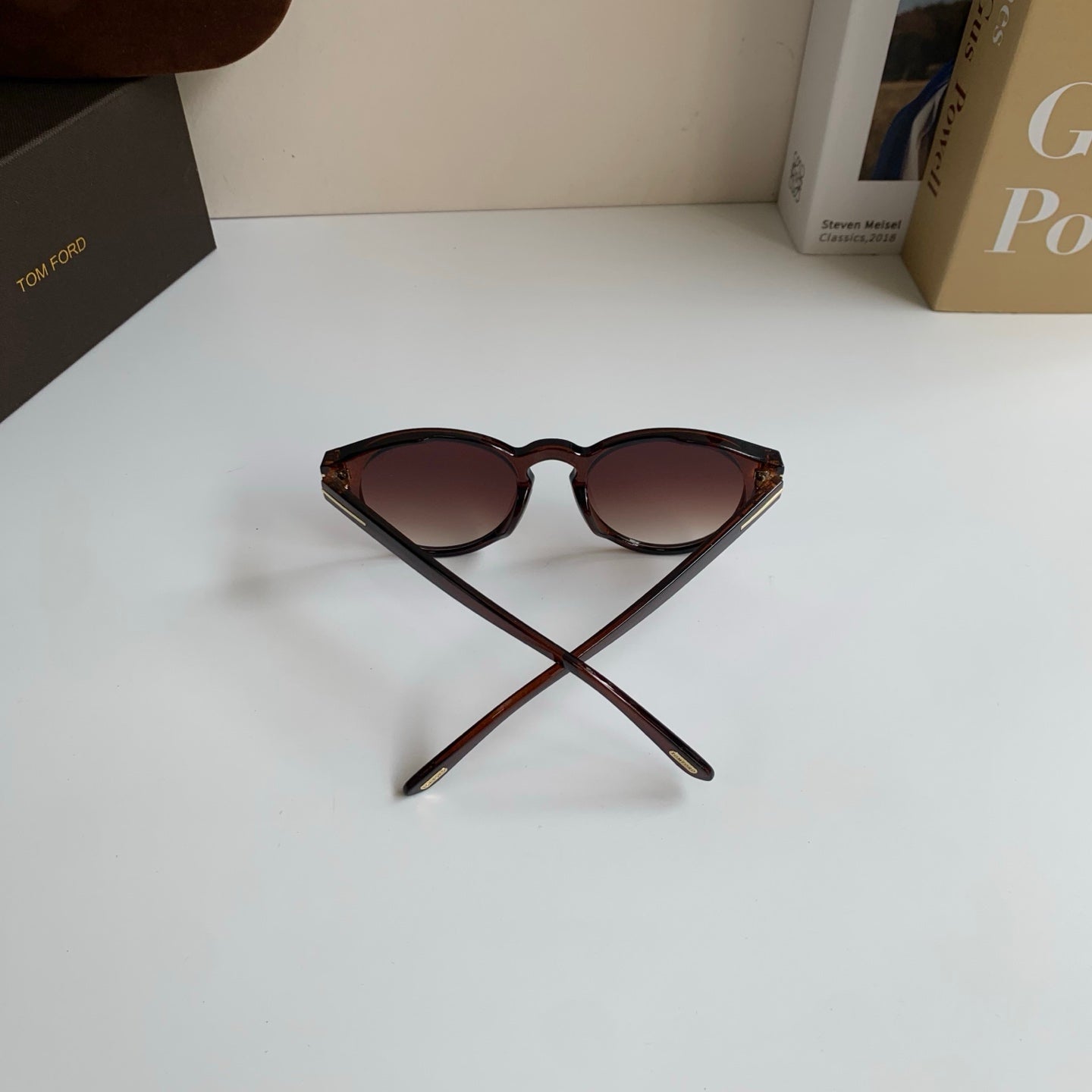 Tom Ford Fashion Silver Lens Sunglasses for Men & Women - 432879 - detail image 6