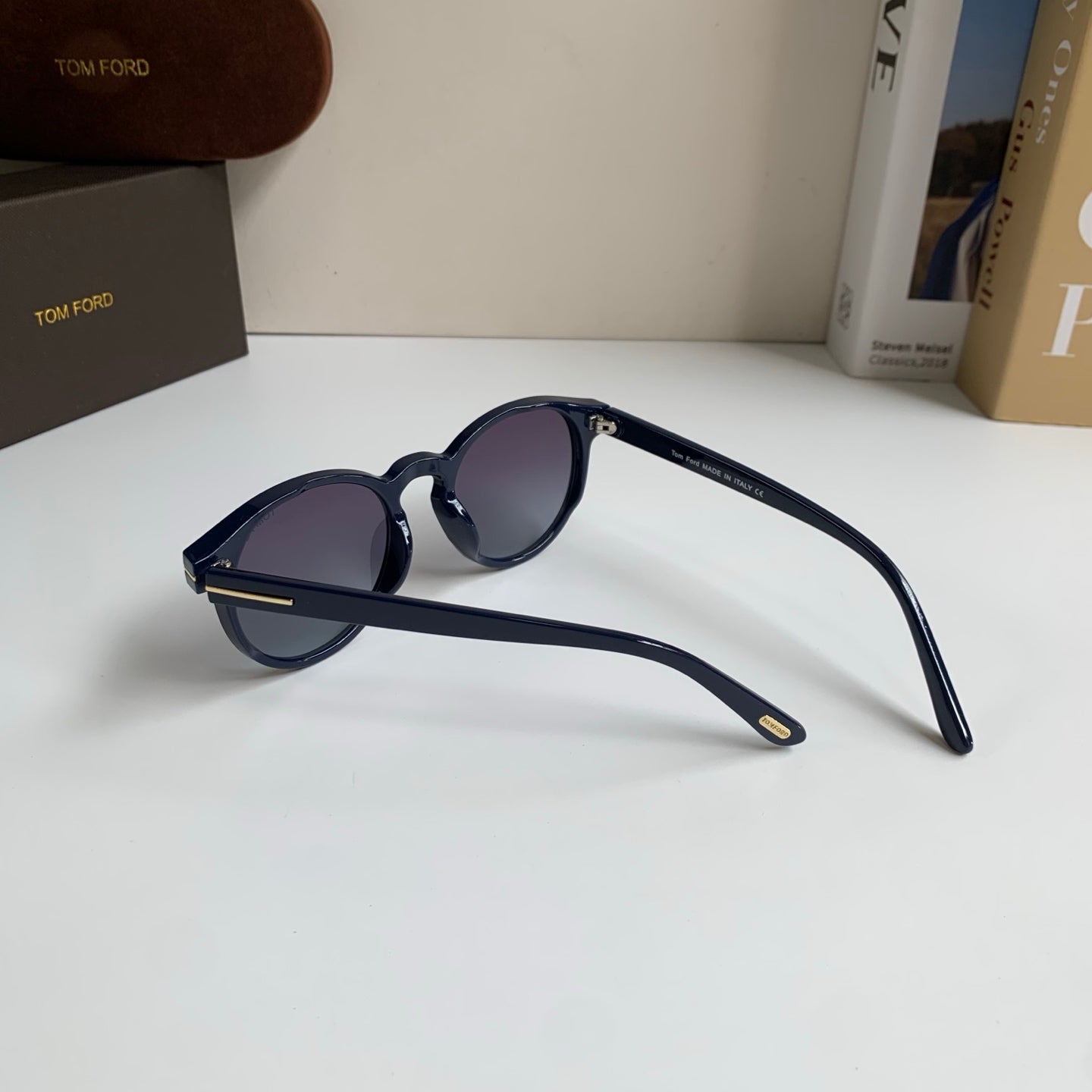Tom Ford Fashion Silver Lens Sunglasses for Men & Women - 432881 - detail image 6