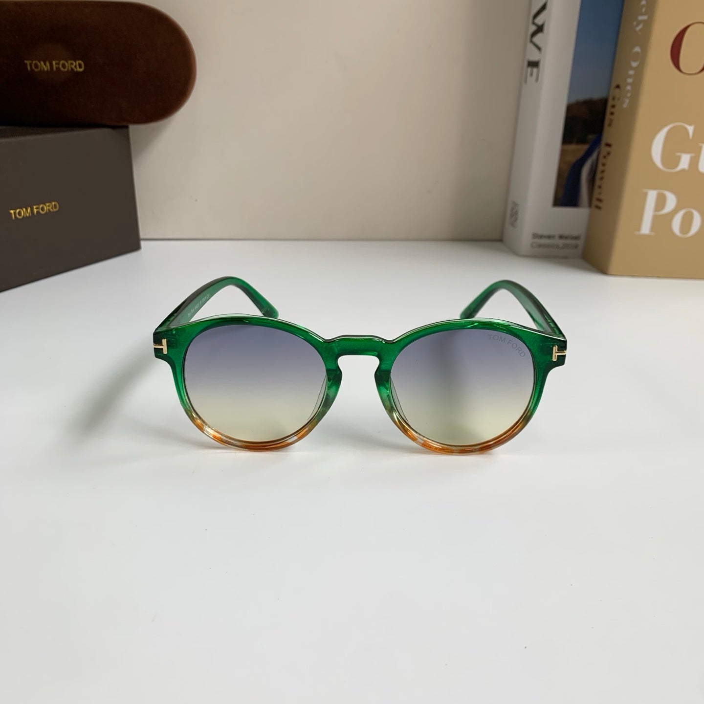 Tom Ford Fashion Silver Lens Sunglasses for Men & Women - 432883 - detail image 5