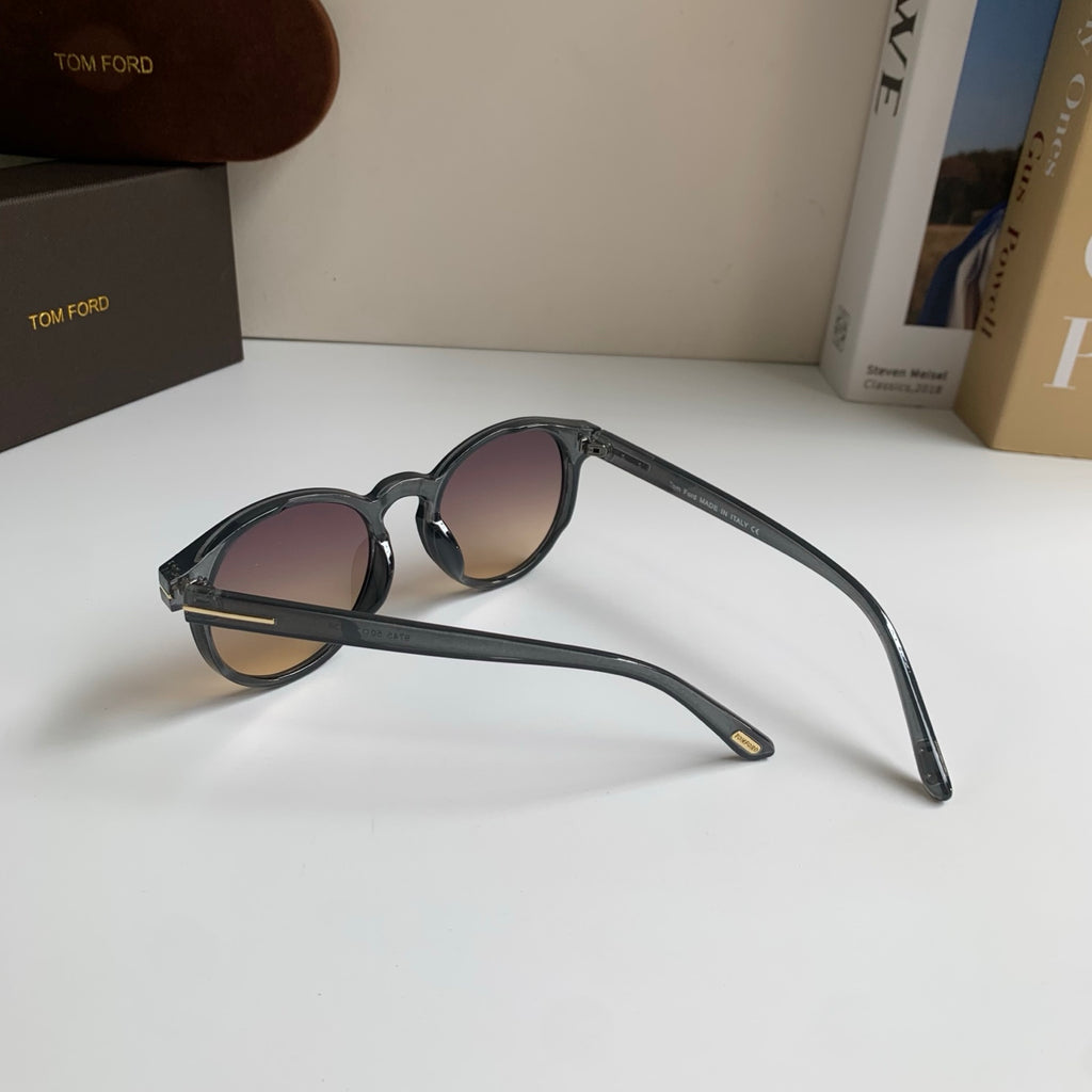 Tom Ford Fashion Silver Lens Sunglasses for Men & Women - 432884 - detail image 6