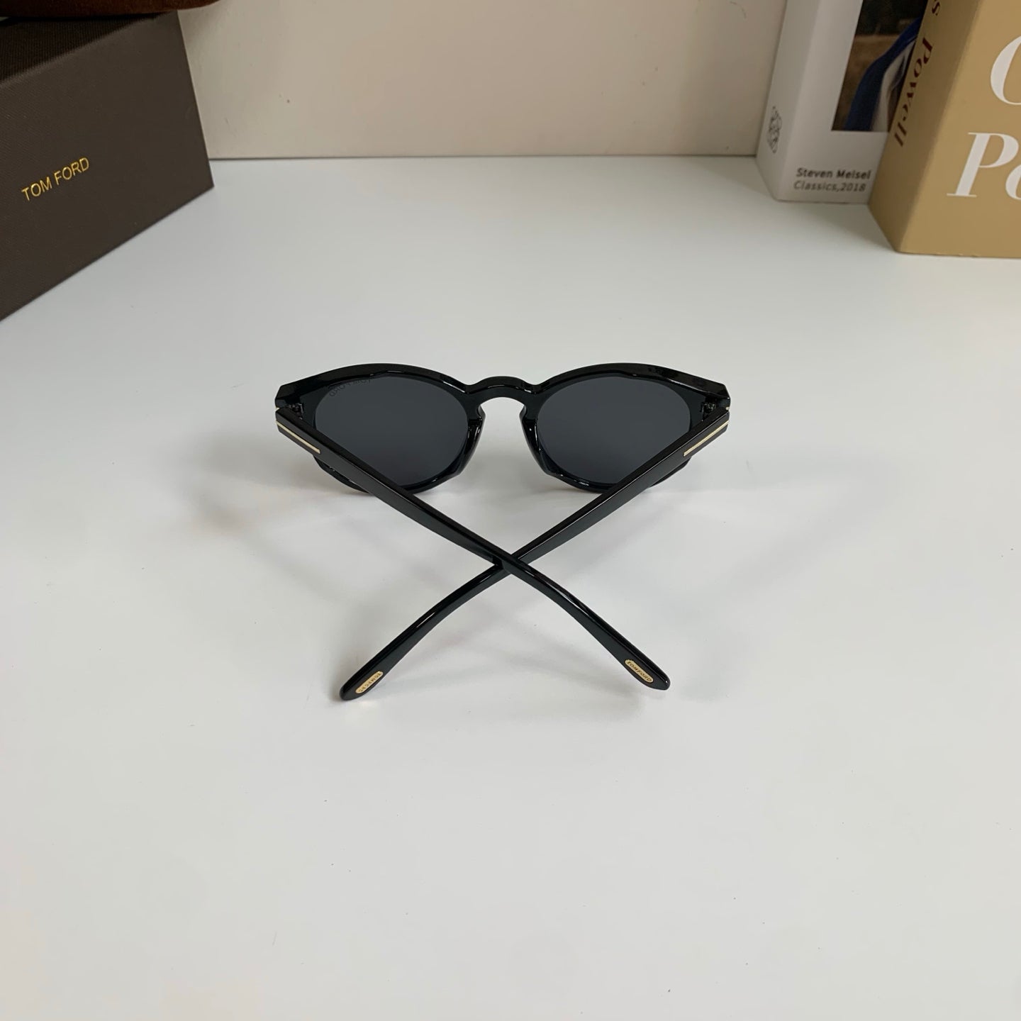 Tom Ford Fashion Black Lens Sunglasses for Men & Women - 432885 - detail image 8