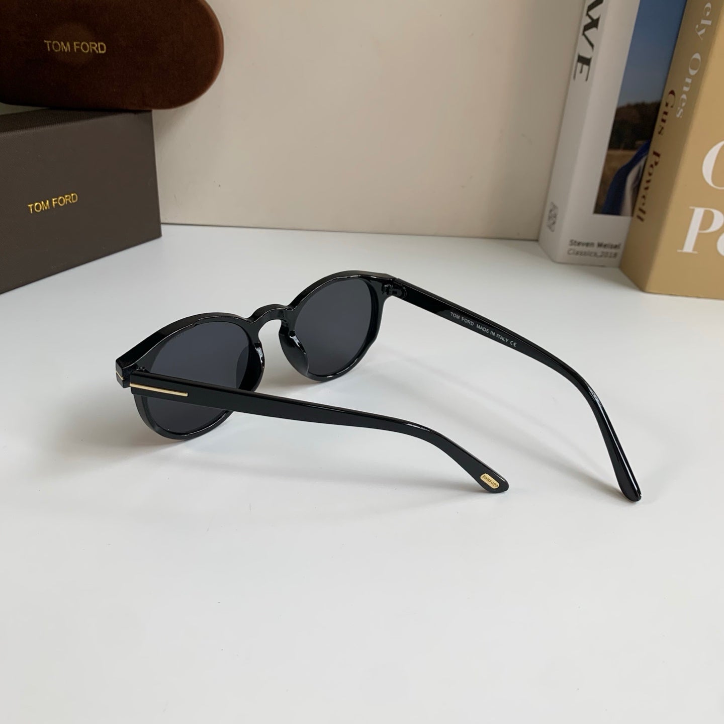 Tom Ford Fashion Black Lens Sunglasses for Men & Women - 432885 - detail image 6