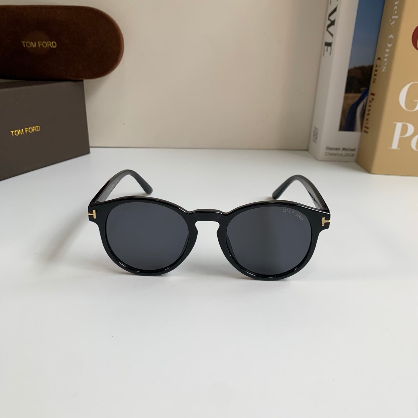 Tom Ford Fashion Black Lens Sunglasses for Men & Women - 432885 - detail image 3