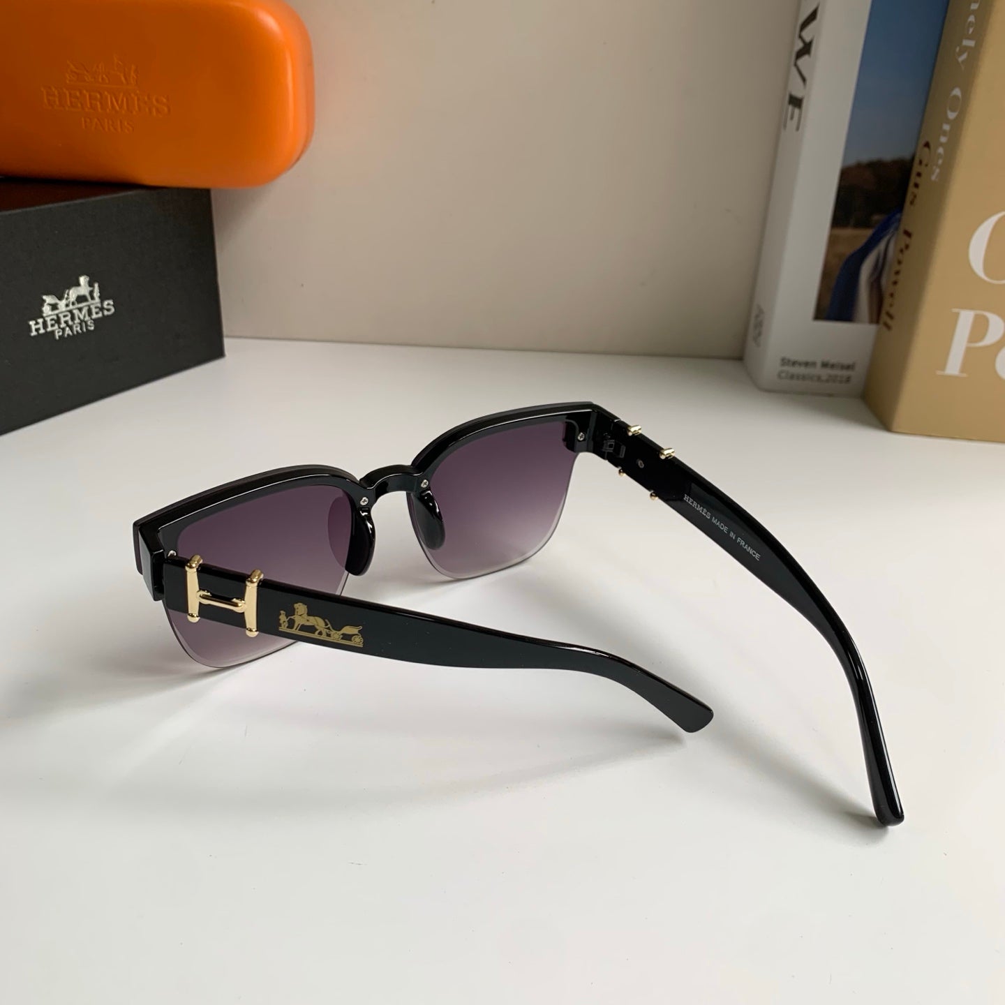 Hermès Square Black Lens Sunglasses for Men & Women - 488088 - detail image 6