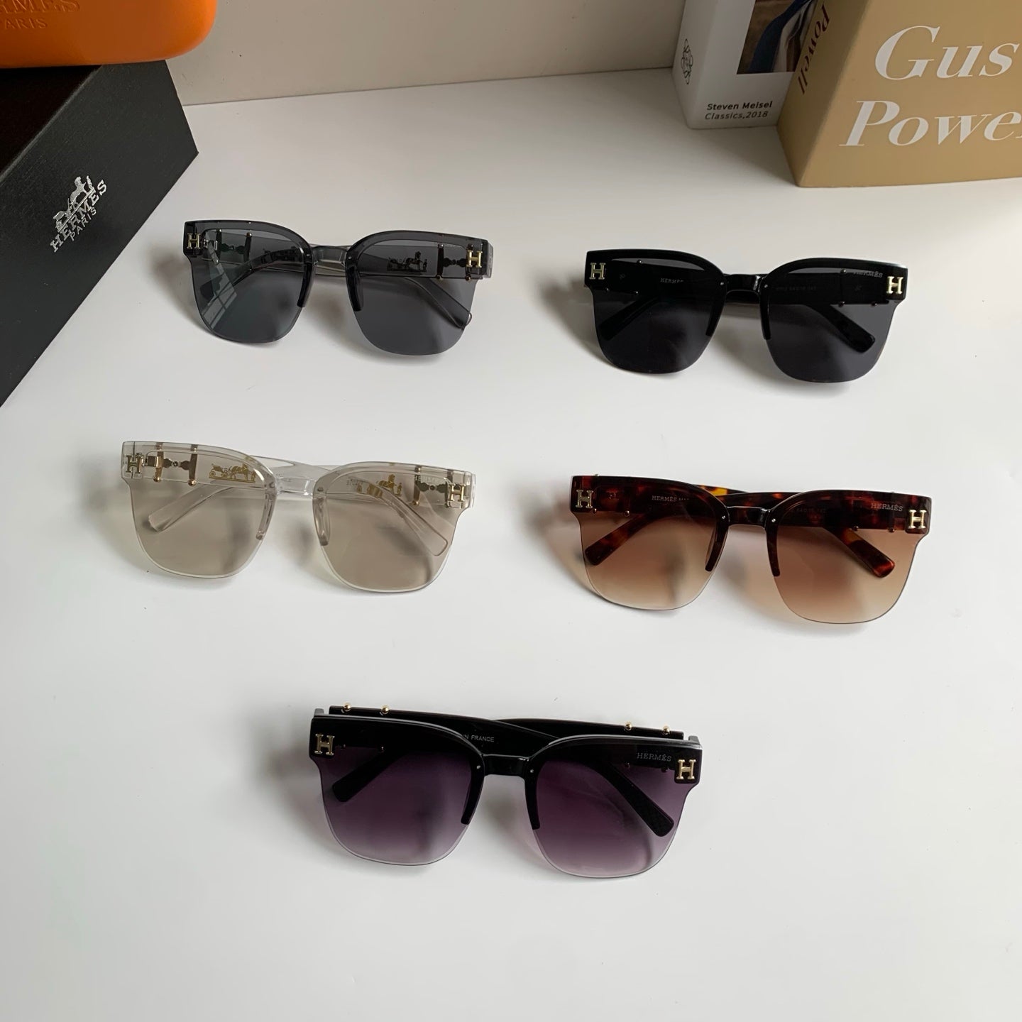 Hermès Square Black Lens Sunglasses for Men & Women - 488088 - detail image 9
